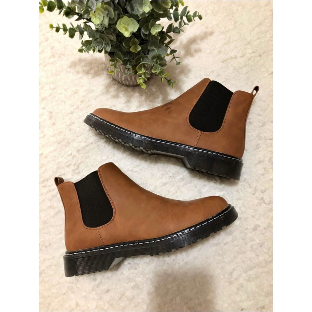 Brown Chelsea Boots Size 10